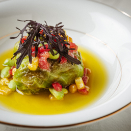 GINZAの洋食のホタテ貝とポルチーニ茸のキャベツ包み蒸し