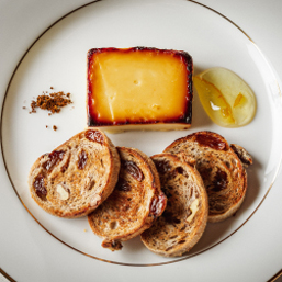 GINZAの洋食のクリームチーズの味噌漬け